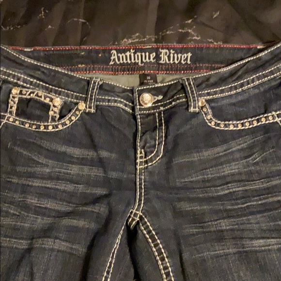 Antique River Jeans - Picture 2 of 7